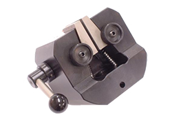 Attaches auto-serrantes